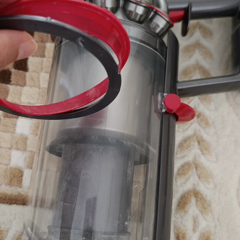 Dyson V15 Süpürge Bilezik Sorunu Ve Faturada Dyson İsmi Olmadığı İçin Garanti Reddi
