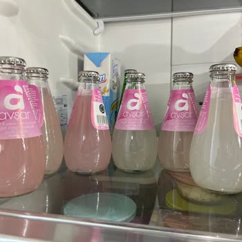 Avşar Maden Suyu Şişelerin Renginin Farklı Olması