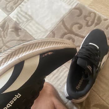 Reebok Ayakkabısının 5 Ayda Yırtılması Ve Garanti Reddi