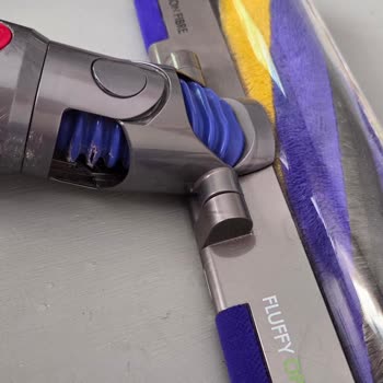 Dyson V15 Lazer Başlık Hortumu Yırtıldı Garanti Kapsamı Reddi