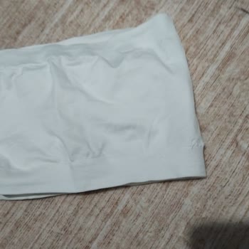 Alnnira.com Gelen Ürün Hem Renk Hem Beden Hem De Model Olarak Tamamen Farklı