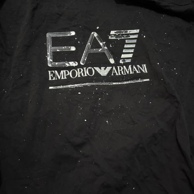 Emporio Armani Tişört Logo Kaplaması Dökülmesi Ve İade Talebi