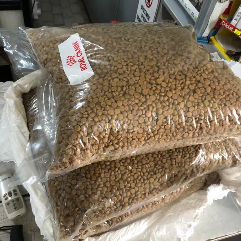Maman Evde Açık Paket Mamalar Ve Cevapsız İade Talebi