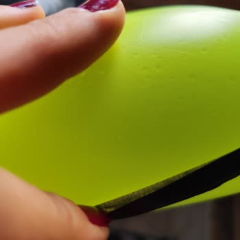 Nike Sulukta Logo Kabarıyor, Üretim Hatası İade Talebi Reddedildi