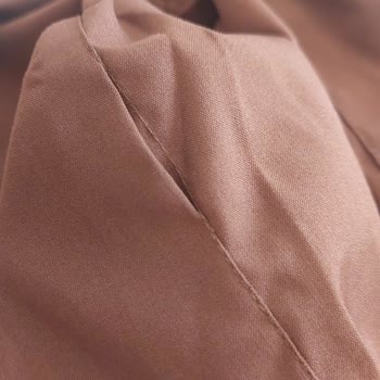 Acil İhtiyacımda Kusurlu Formanın Dikiş Ve Renk Uyumsuzluğu
