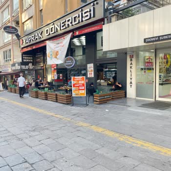 Çiğ Tavuk Ve Hijyen İhlali Nedeniyle Müşteri Şikâyeti
