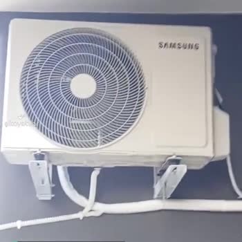 Samsung Servis Motoru Berbat Taktı Yamuk, Ayrıca Duvarı Mahvettiler!
