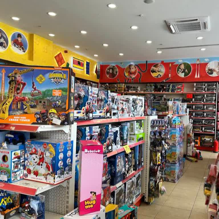 Toyzz Shop Mağaza Sorumlusunun Kaba Ve Tehditkar Tutumu