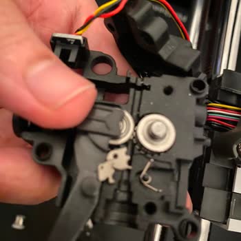 Domirobot'tan Filament Sıkışması Ve İade Reddiyle Yaşanan Mağduriyet