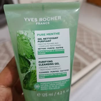 Yves Rocher Pure Menthe Temizleme Jelinde Şiddetli Yanma Ve Kızarıklık