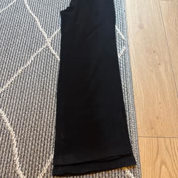 Stradivarius Pantolonunda Dikiş Atması Ve Paça Farkı