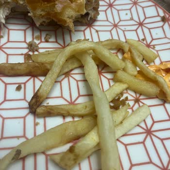 Popeyes Şubesinde Hijyen Ve Lezzet Sorunlarıyla Karşılaşılan Kalitesiz Sipariş
