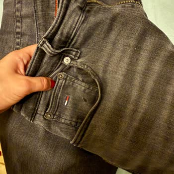 Tommy Hilfiger Pantolonunun Hızlı Yıpranması Ve İade Talebi