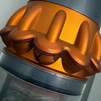 Dyson V15 Çatlayan Parça İçin 6.599 TL Ücret Talebi Garanti Dışı Sayıldı