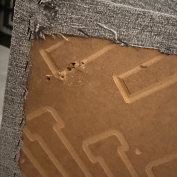 Kelebek Mobilya Sandalyesinde Çocuk Güvenliği Riski Ve Hatalı Servis