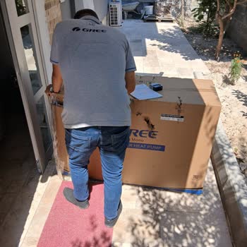 Teslimatta Gözle Görülen Kutu Hasarı Ve Kargonun Ürünü İade Etmemesi