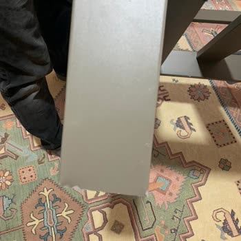 Çiğli Ulkea Mağazasındaki Bahçe Oturma Grubu Boya Ve Çizik Sorunları Hâlâ Çözülmedi