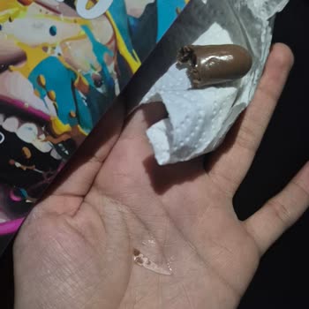 Cam Parçası İçeren Şekerleme Ürününde Güvenlik Sorunu