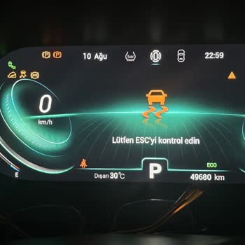Cherry Tiggo 8'de ABS Uyarı Lambaları Ve Parça Eksikliği Nedeniyle İkame Araç Sağlanamıyor