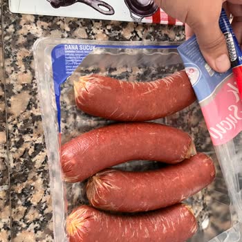 BİM Cumhuriyet Sucuğunda Gevşek Paketleme Kalite Şüphesi