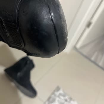 YDS Shop’tan 7 Yıllık Eski Bot Satın Aldım, Yeni Gibi Gönderildi Ve Garanti Reddedildi