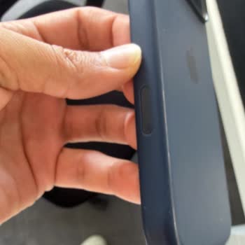Orijinal Apple MagSafe Kılıfı Kısa Sürede Deforme Oldu, Fatura Yokluğu Nedeniyle Garanti Reddi