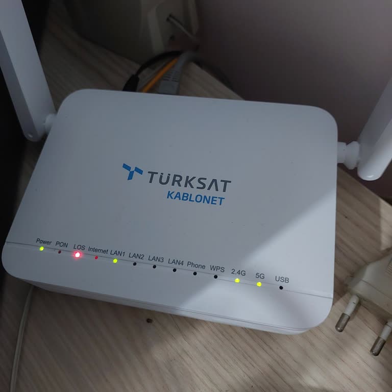 TÜRKSAT Kablo TV Ve İnternet Kesintisi: 12 Saatlik Belirsiz Yanıt Ve Telafi Talebi