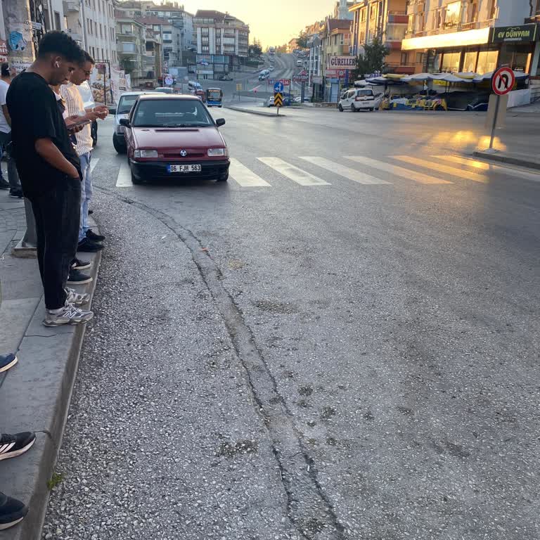 Atapark Dikmen Hatında Sabah Otobüslerinin Sürekli Gecikmesi
