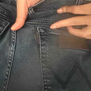Boyner'den Alınan Wrangler Kot Pantolonunda Yırtık Ve Hepsiburada'nın İlgisiz İnceleme Süreci