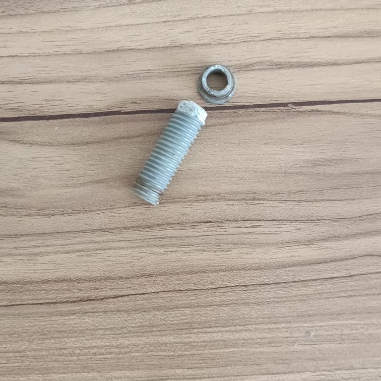 Teka Lavabosunda Kırılan Plastik Vida Sorunu
