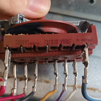 Teka Fırınımdaki Komütatör Parçası Bulunamıyor Ve Servis Cevap Vermiyor