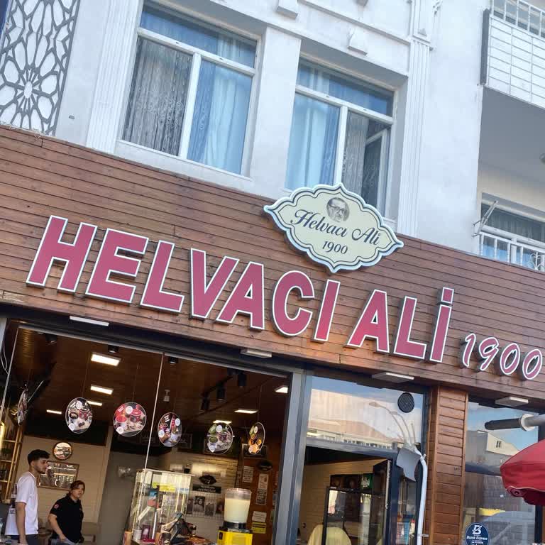 Yozgat Sorgun Helvacı Ali Şubesinde Menü Olmadan Zorla Helva Ve Dondurma Sunulması