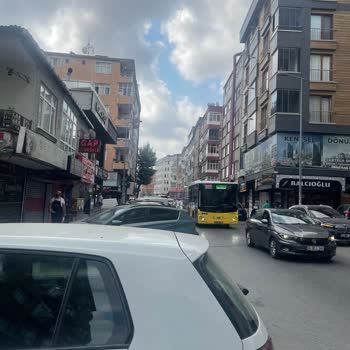 İBB 98Y Bakırköy-Giyimkent Hattında Sürekli Gecikme Ve İş Kaybı Riski
