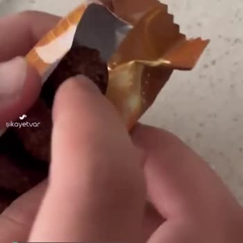 Ülker Albeni Bisküvi Kurtlu Çıktı