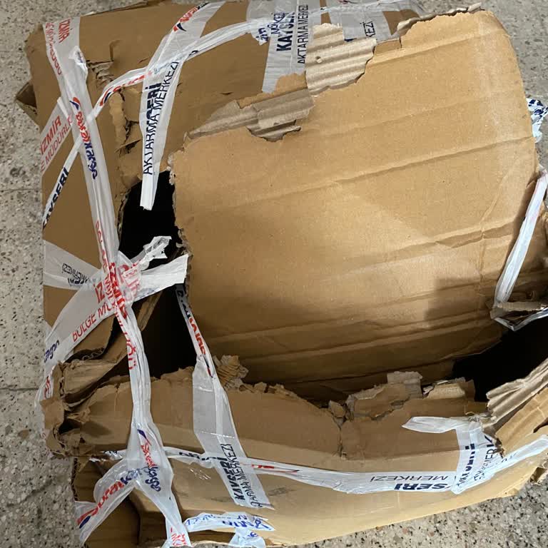 Hasarlı Kargo Ve Eksik Tütün Paketleri Nedeniyle Maddi Zarar Talebi