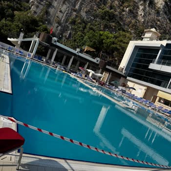 Ladonia Kuşadası Otelinde Hijyen Sorunları Ve İlgisiz Personel