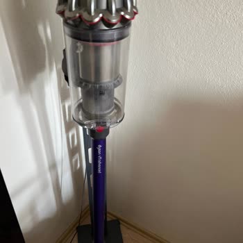 Dyson V11 Advanced Süpürge Yoğun Ve Rahatsız Edici Koku Şikayeti