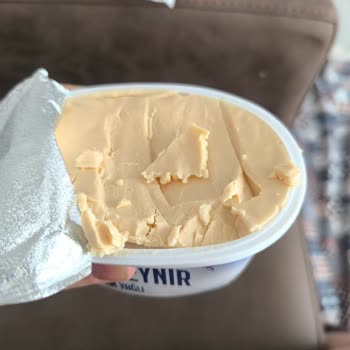 Krem Peynirde Katı Kıvam Ve Ekşi Tat Üretici Açıklama Talebi