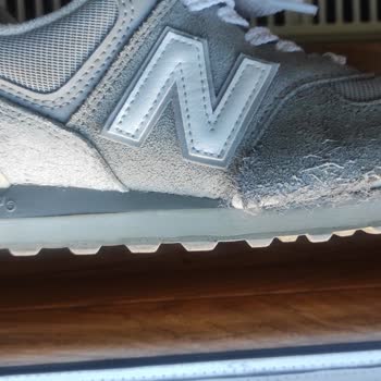 New Balance Ayakkabısının Kısa Sürede Deforme Olması Ve İade Reddi