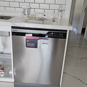 Arçelik Bulaşık Makinesinde Kapak Göçüğü Ve Ücretsiz Değişim Talebi