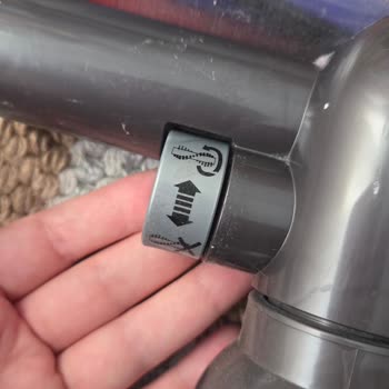 Dyson Süpürge Parçaları Kısa Sürede Kırıldı Ve Müşteri Hizmetleri Çözüm Sunmadı