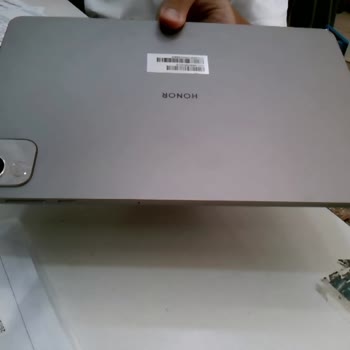 Garanti Kapsamındaki Tablet Ekran Arızası İçin 6 Bin TL Ücret Ve Yan Sanayi Parça İddiası