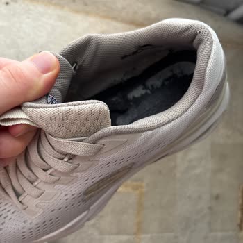 İn Street'ten Skechers Ayakkabımda Açılma Ve Deformasyon, Kullanıcı Hatası İddiası Reddedildi