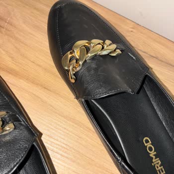 Derimod Zincirli Loafer’da Üretim Hatası: Kısa Sürede Kırıldı Ve İade Reddi