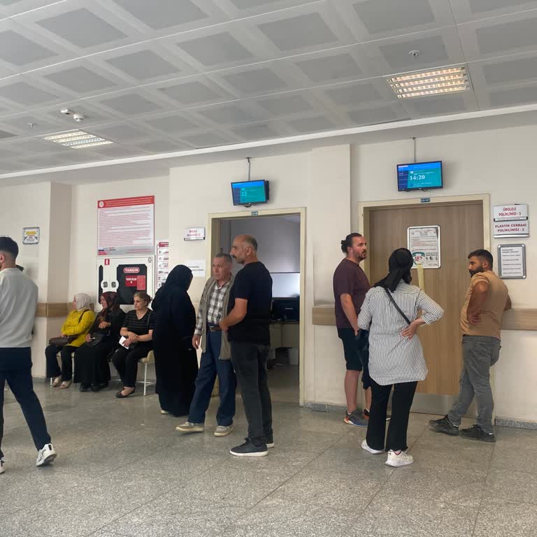 Üroloji Poliklinik Randevu Saatinde Doktorun Yokluğu