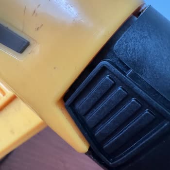 Kewi Çay Makinesinin Aküsü Şarj Sorunu Ve Kırık Parça, Bayi Üslubu Saygısız
