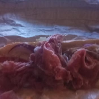 Arby's Şubesinde Çiğ Etli Baget Menüsü