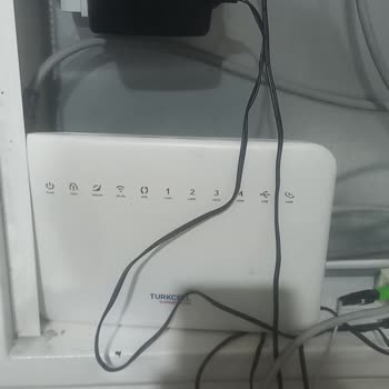 İnternet Kesintisi Ve Modem Sorunu İçin Hızlı Çözüm Talebi