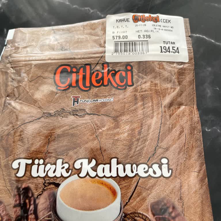 Çitlekçi Türk Kahvesinde Bayat Ve Acı Tat Şikayeti
