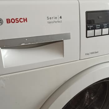 Bosch Çamaşır Makinesinin Ön Panelindeki Küflenme Sorunu Ve Değişim Talebi